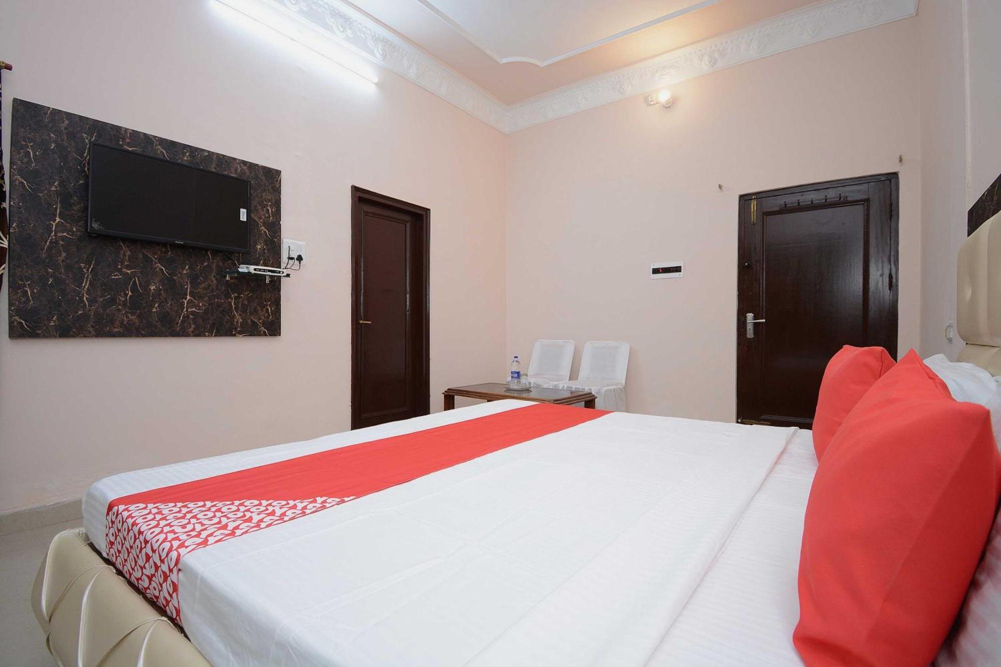 Hotel Asia Palace Патханкот Экстерьер фото