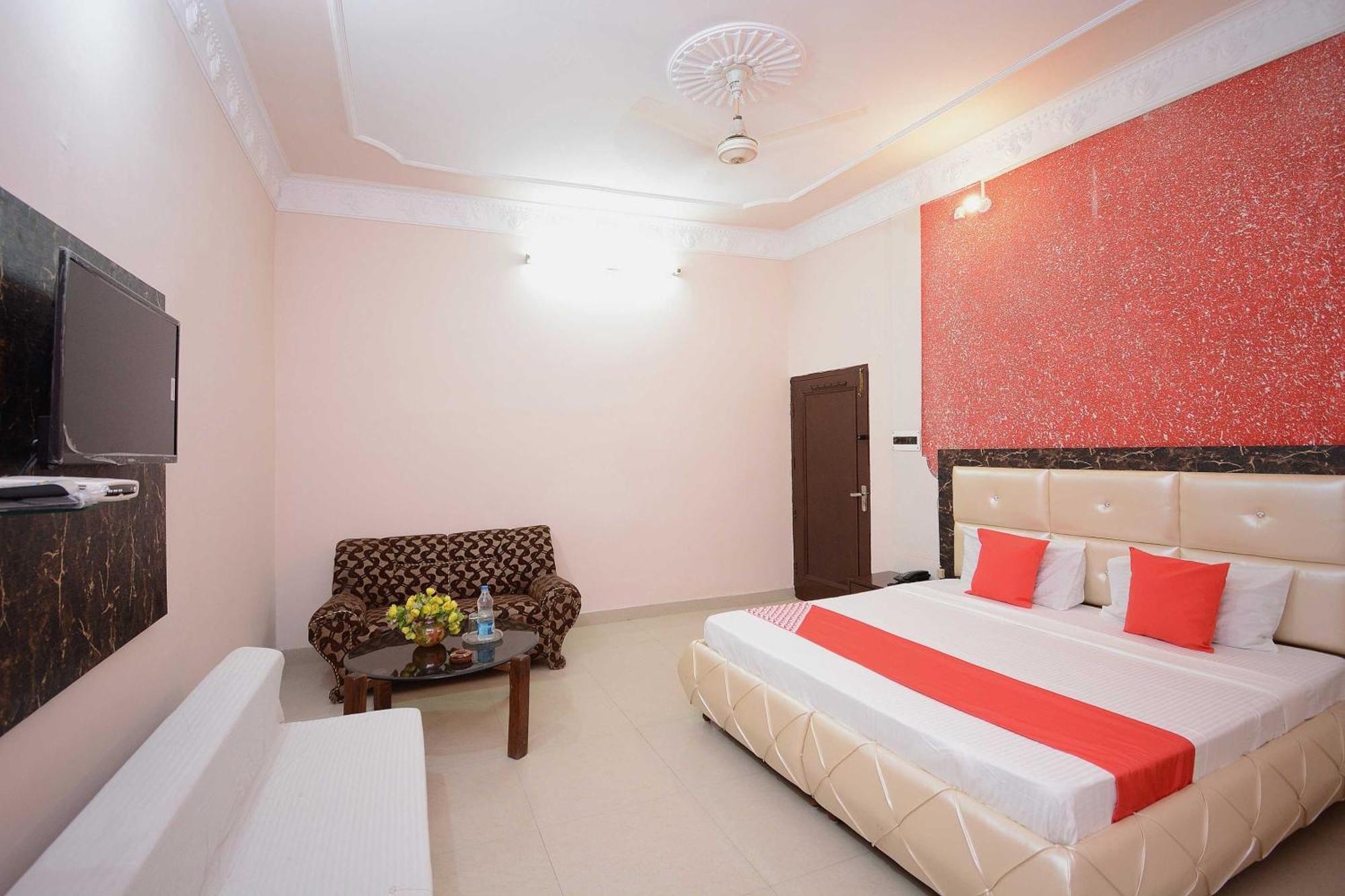 Hotel Asia Palace Патханкот Экстерьер фото