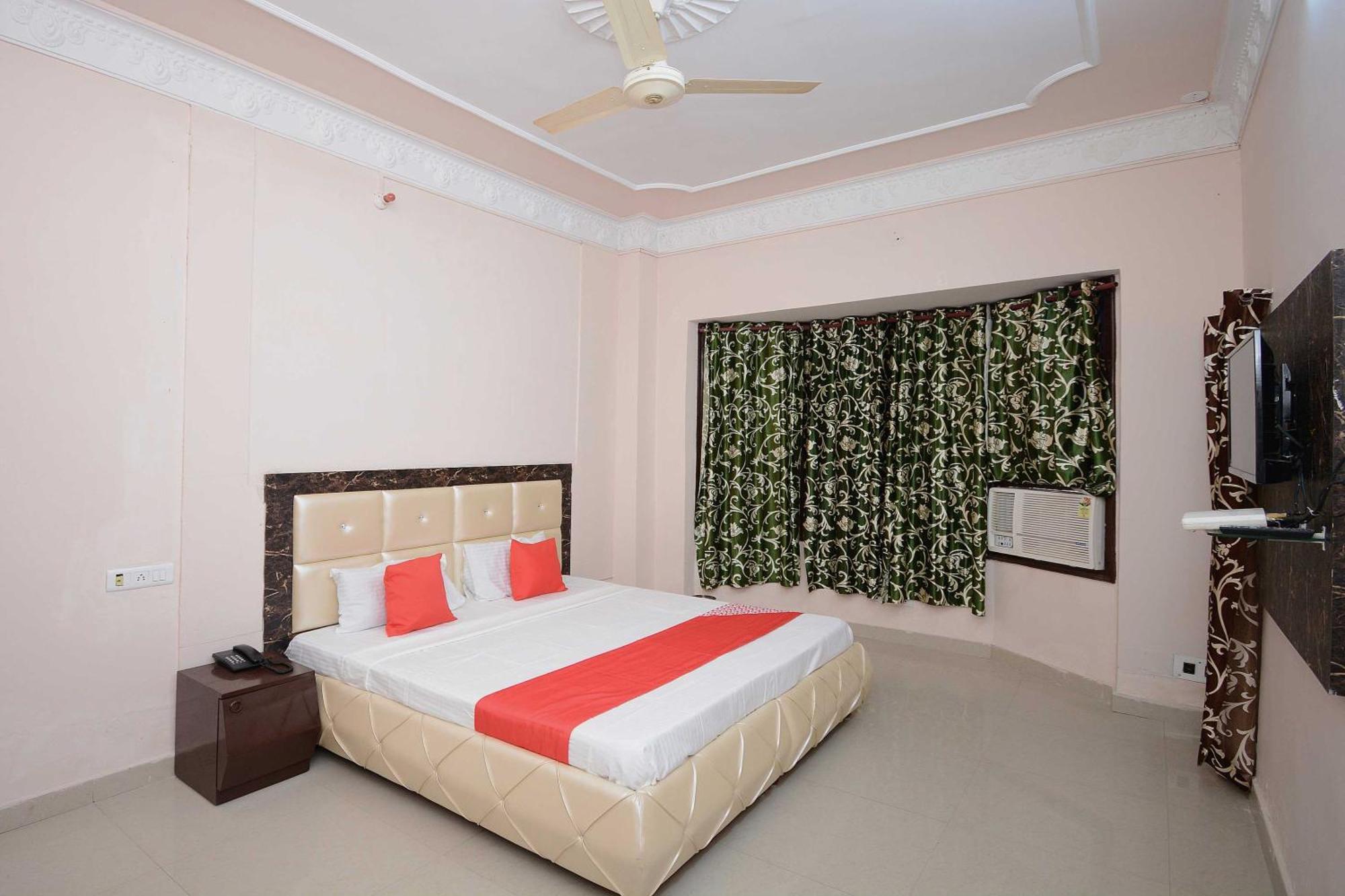 Hotel Asia Palace Патханкот Экстерьер фото