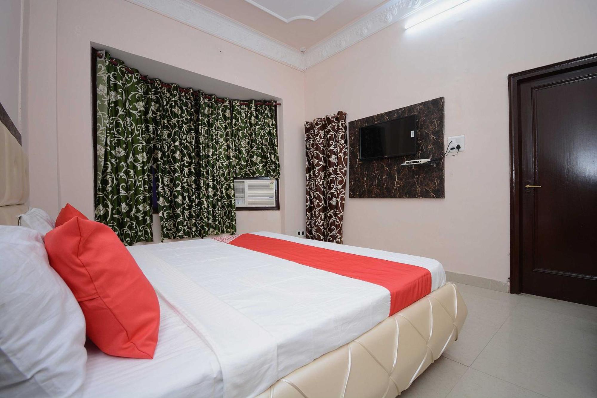Hotel Asia Palace Патханкот Экстерьер фото