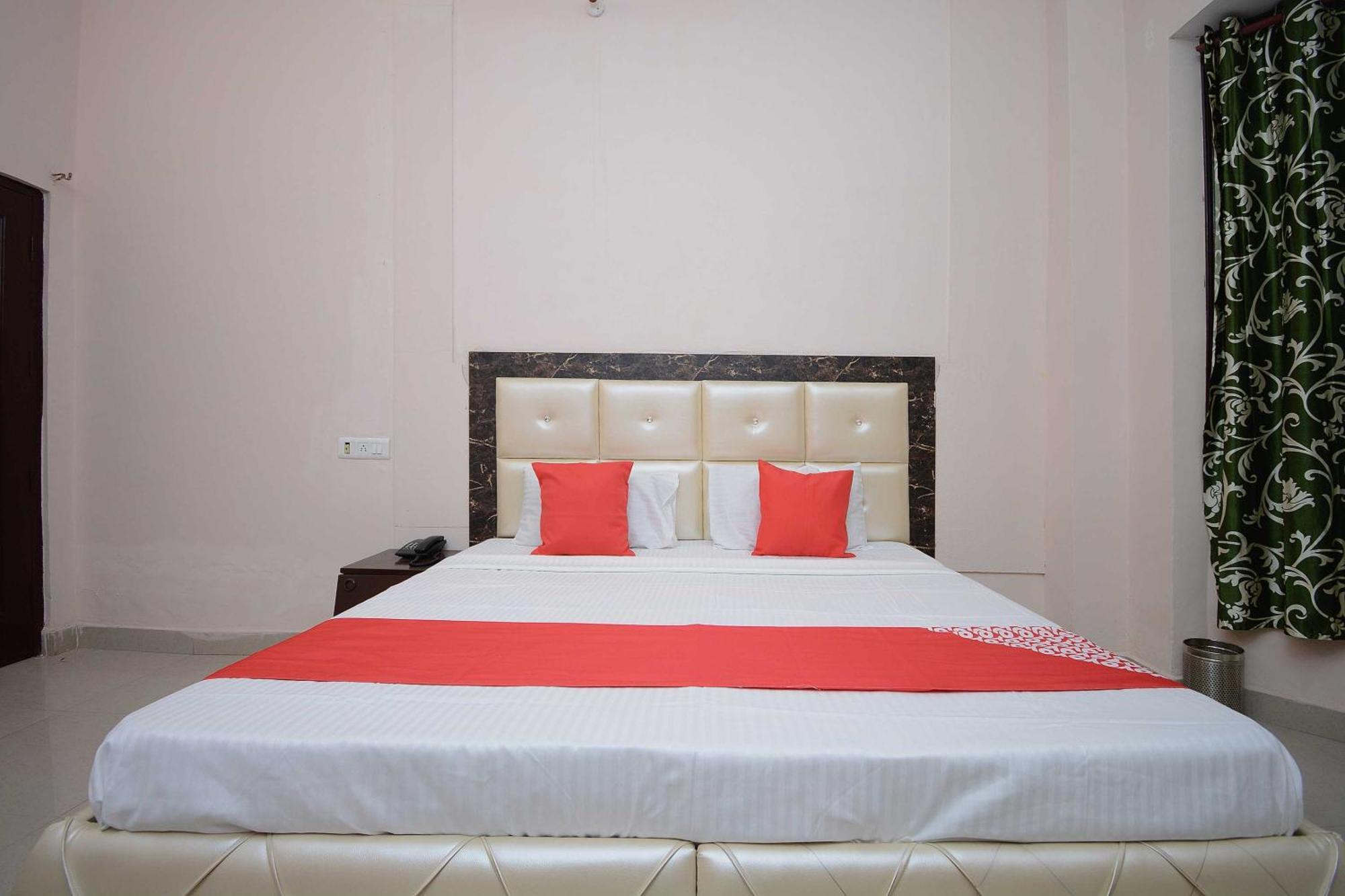 Hotel Asia Palace Патханкот Экстерьер фото