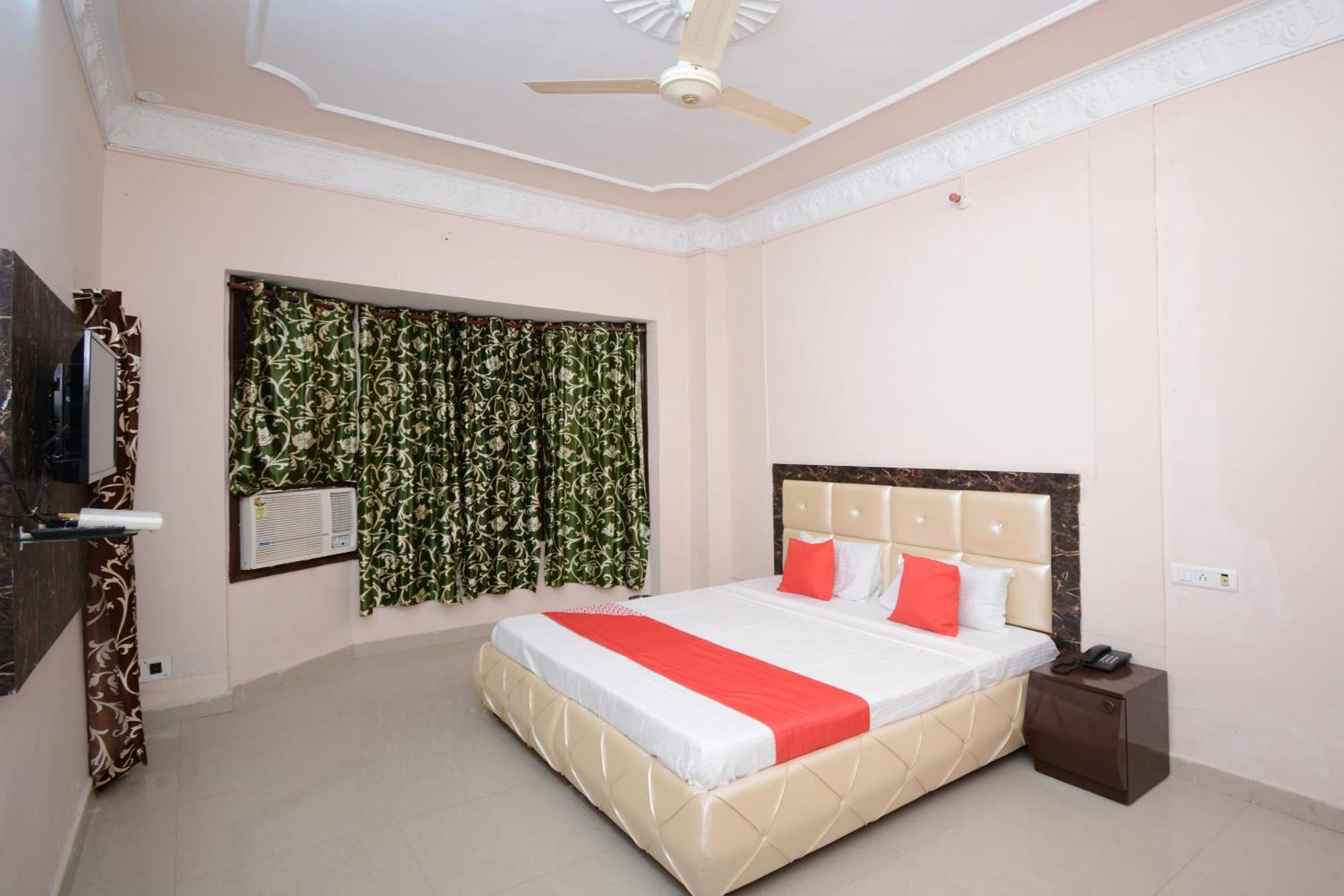 Hotel Asia Palace Патханкот Экстерьер фото